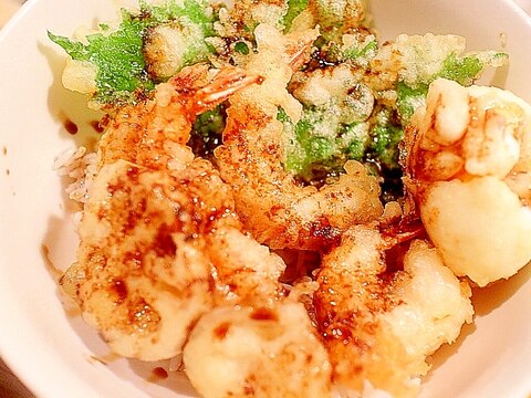 【甘めの丼つゆで】とろーり卵天付き、海老天丼